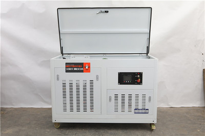 15kW靜音汽油發(fā)電機(jī) 開(kāi)啟新型能源應(yīng)用新篇章